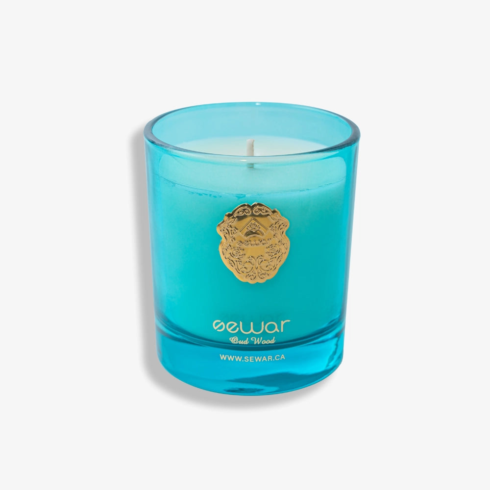 Oud Wood Scented Candle with oud, sandalwood, and musk in an elegant 200g glass jar for a long-lasting, luxurious fragrance.