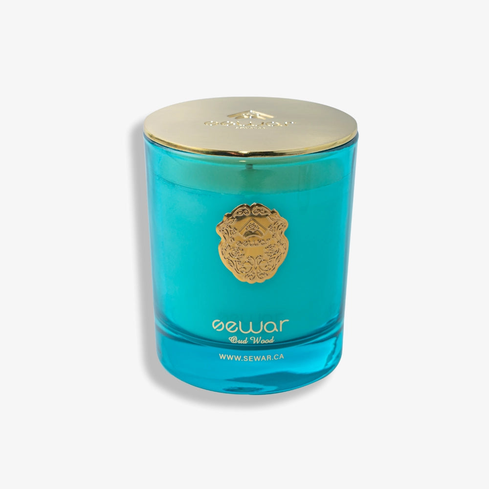 Oud Wood Scented Candle with oud, sandalwood, and musk in an elegant 200g glass jar for a long-lasting, luxurious fragrance.