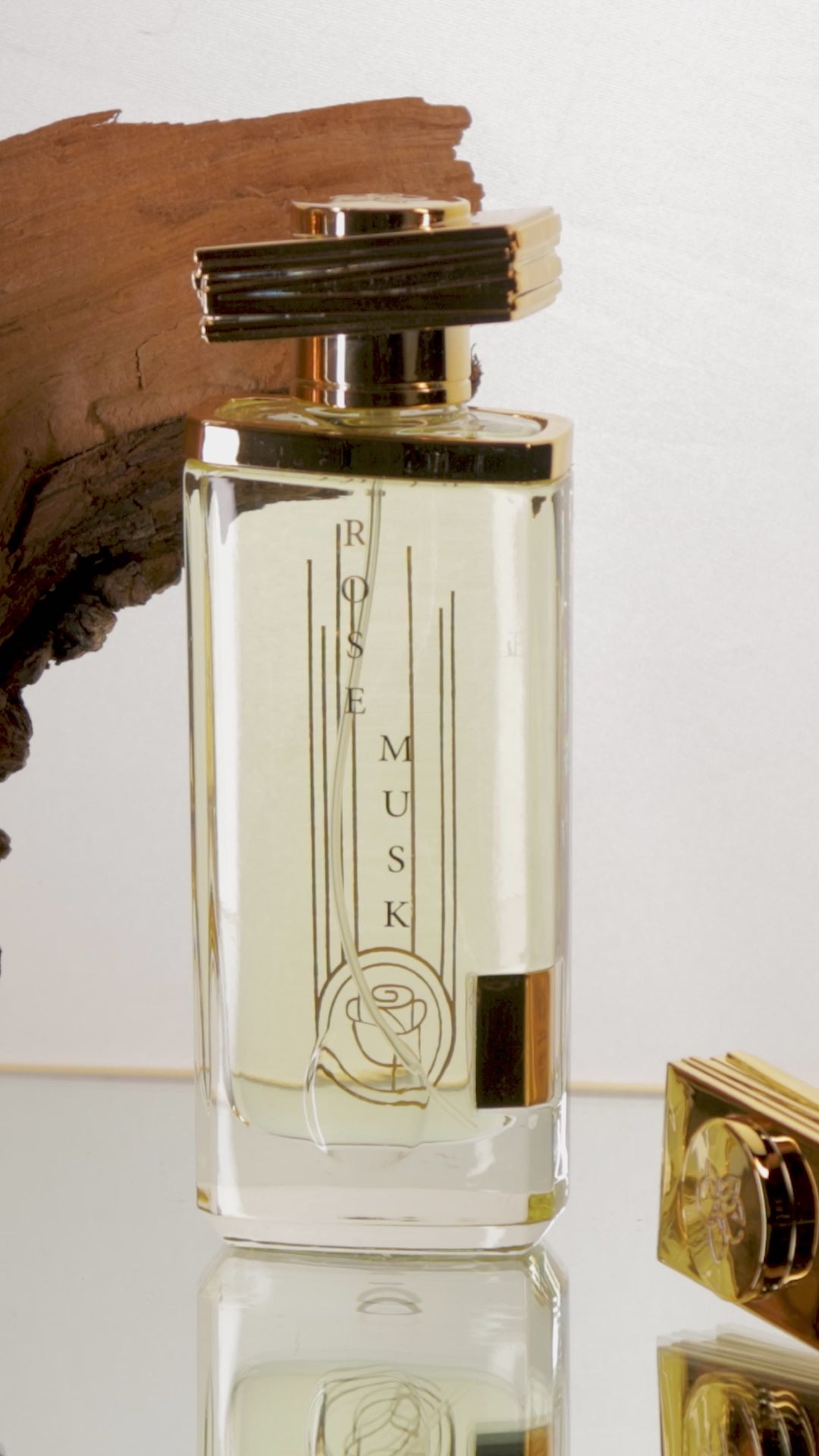Charger la vidéo : Rose Musquée - Eau de Parfum